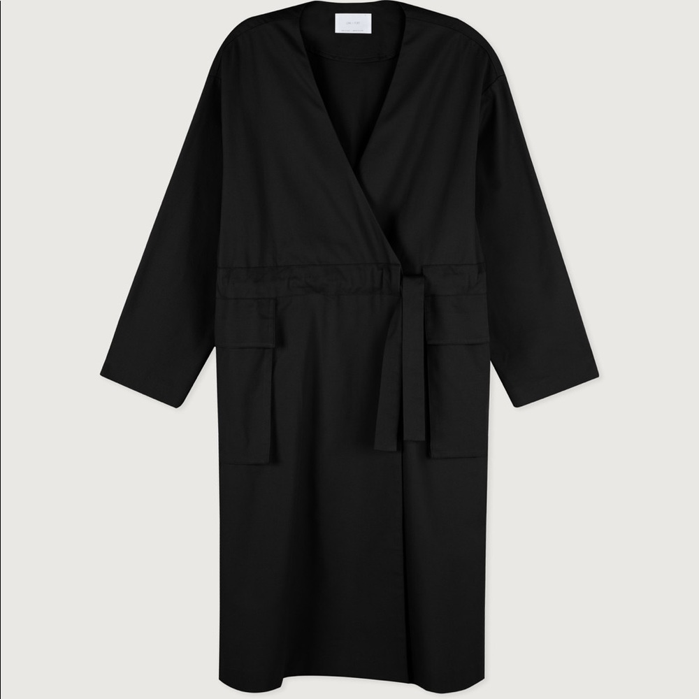 NWOT Oak and Fort Black Coat 2970 in Black